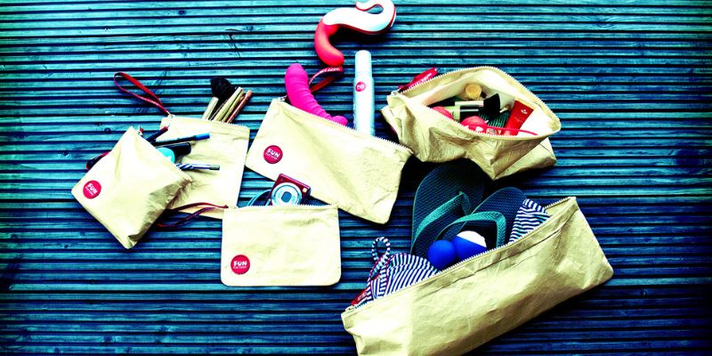 TROUSSE & VANITY